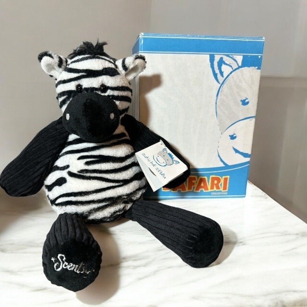 Scentsy Buddy Zuku the Zebra RETIRED Rare HTF + Amazon Rain Scent Pak NEW in Box